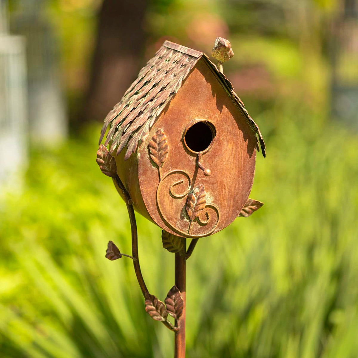 Copper Color Bird House Garden Stake with Ornate Style Roof (Round Bottom)