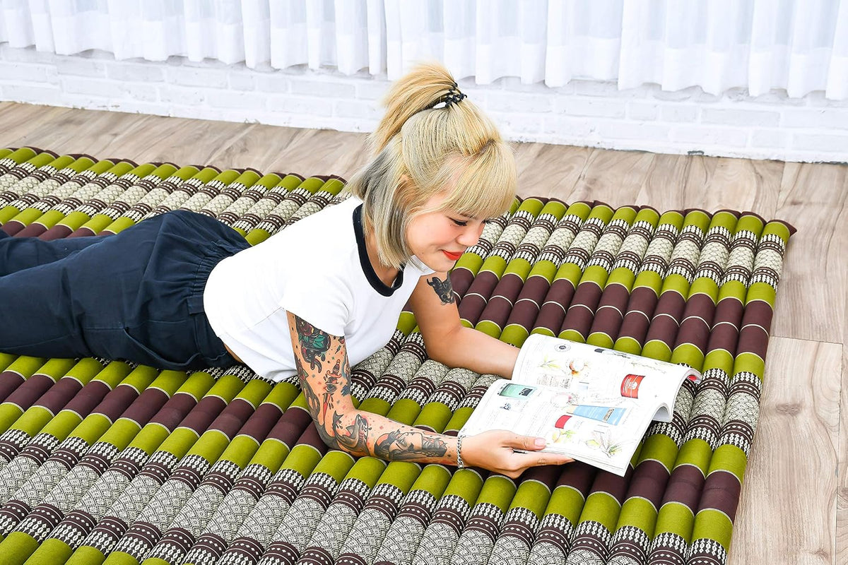 Leewadee - Foldable Floor Mattress - Japanese Roll Up Futon -Trifold Tatami Mat- Guest Floor Bed - Camping Mattress - Thai Massage Mat, Kapok Filled, 75 x 57 inches, Brown Green